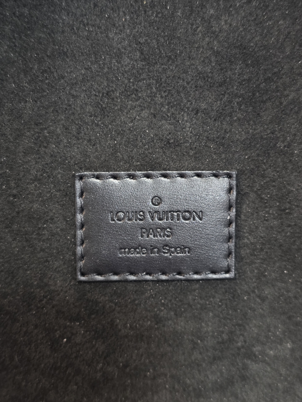 Louis Vuitton Cannes Reverse Monogram Canvas Vanity Crossbody Bag - Picture 15 of 16